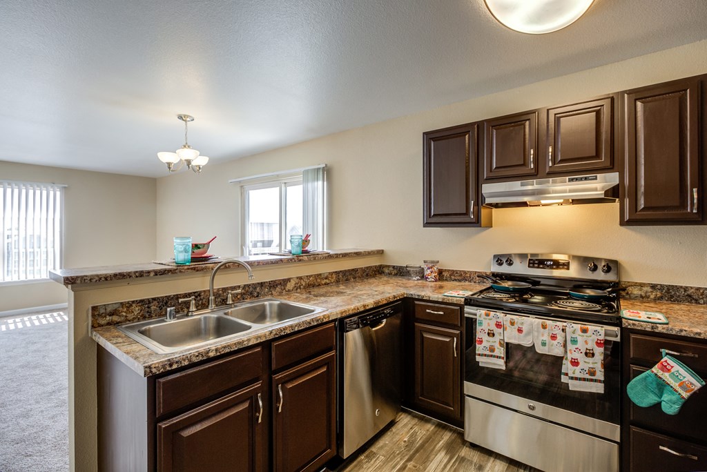 Belle Creek Apartments, 10754 Belle Creek Blvd Ste. 108, Henderson, CO